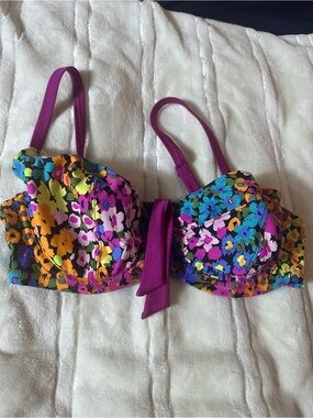 Pour Moi? Floral Underwire Bikini Top in Magenta Trim